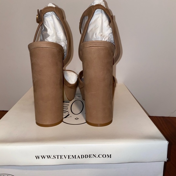 Steve Madden Brrit Camel Nubuck Open-Toe Sandal - Picture 4 of 6